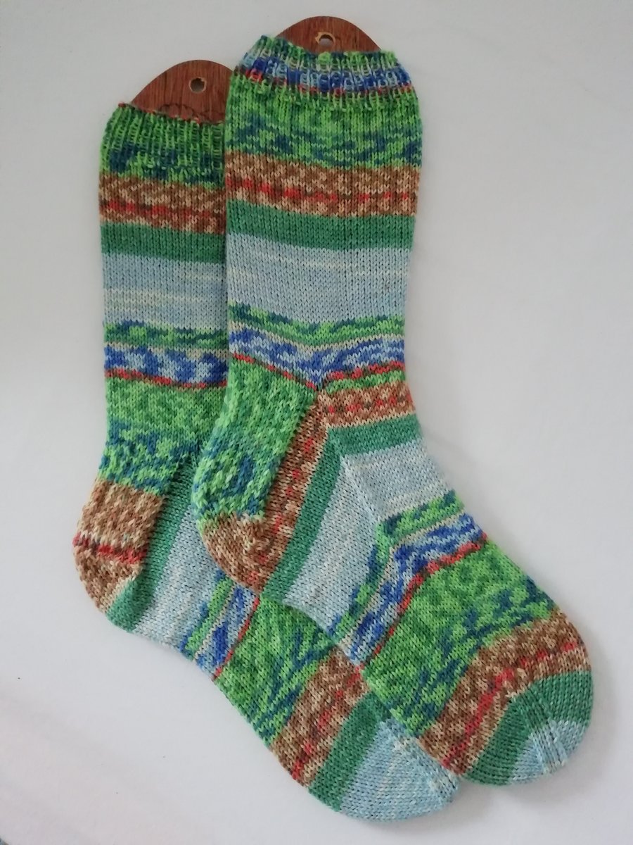 Hand knitted socks, MEDIUM, size 5-6 - Monet - Barn at Giverny 