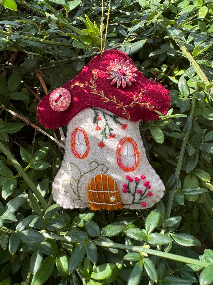 Felt Fairy House 