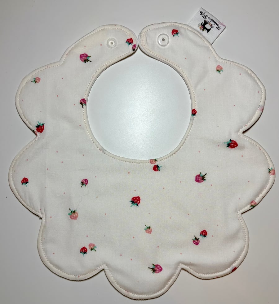 Scalloped Edge Fabric Bib