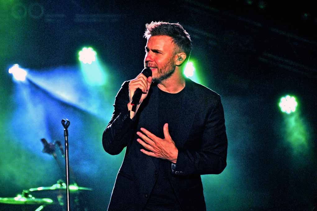 Gary Barlow Performing Live With Take That Photograph Print