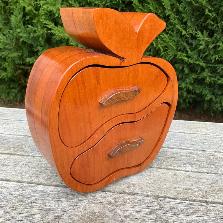 Apple Jewellery Box (WJB22)