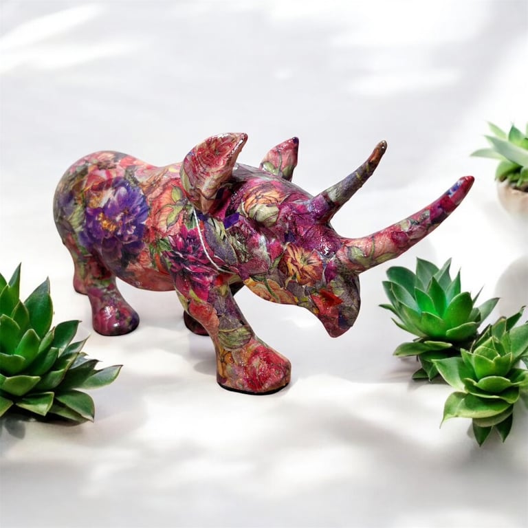 Rhino shelf statue safari gift