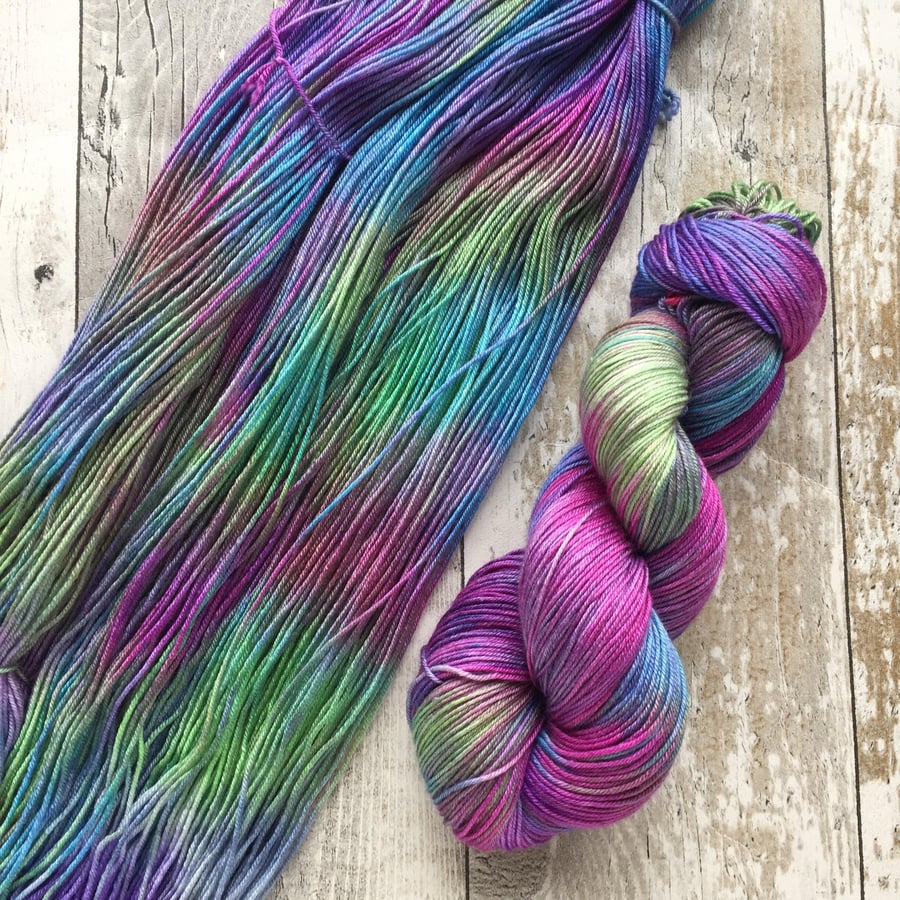 Hand dyed knitting yarn 4 ply Merino & silk Stardust 100g