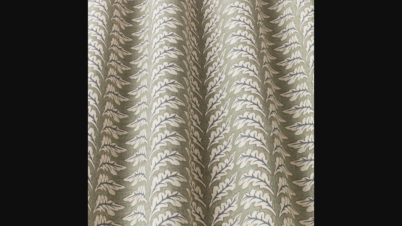 Washable Woodcote Oak Leaf Draught Excluder . Pale green  15inch round  