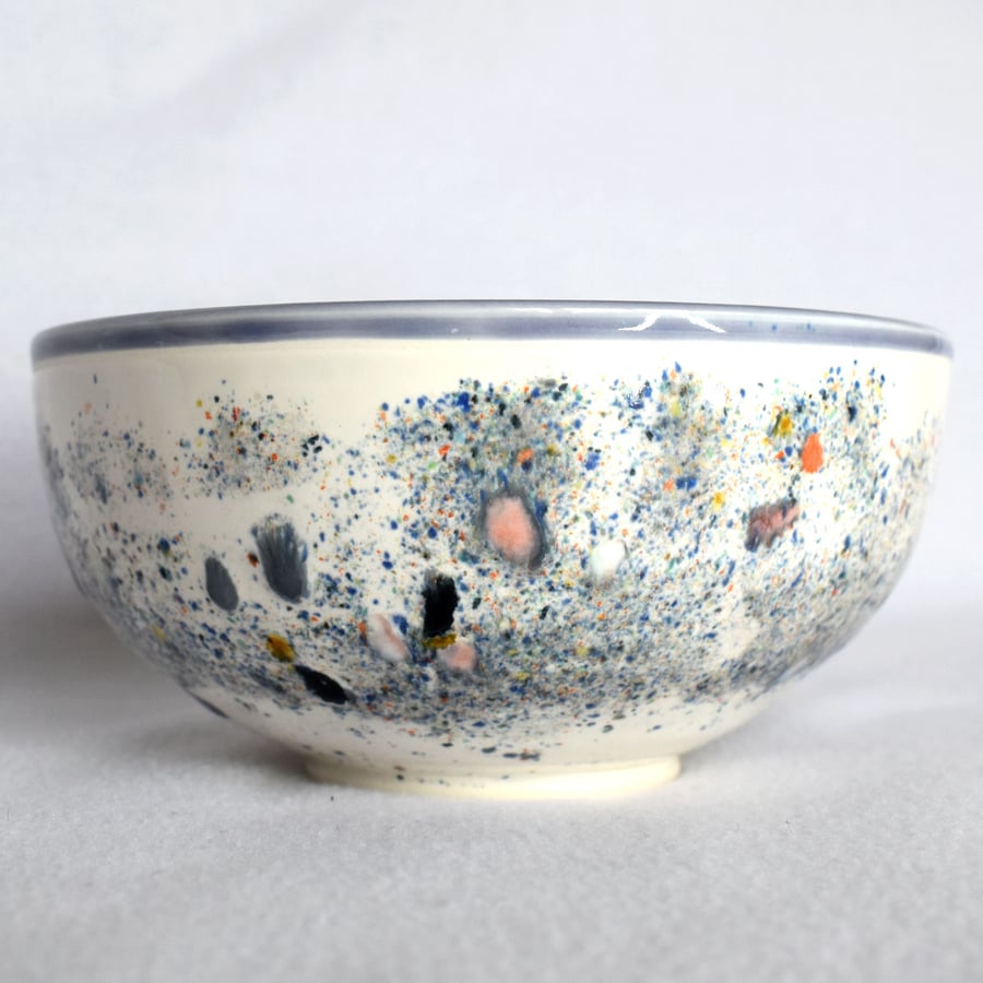19-129 Bowl with multi-coloured speckled glaze