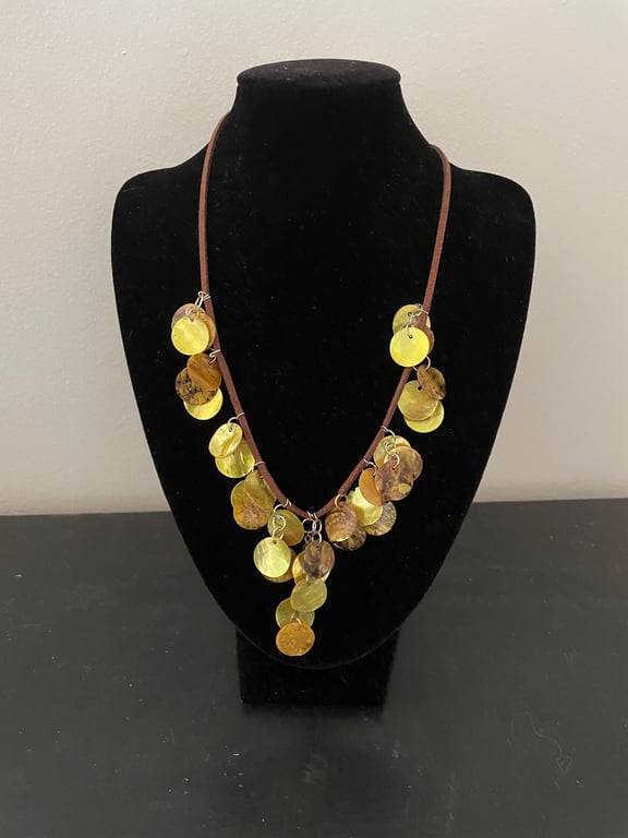 'Yolande' Gold Shell Necklace