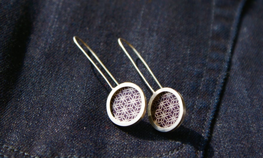 Plum flower pattern drop earrings - silver circle