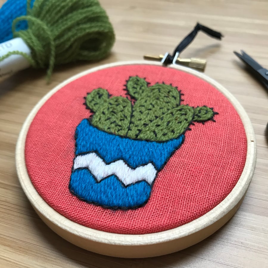 Tropical Cactus Hand Embroidered Hoop Art Wall Decoration 