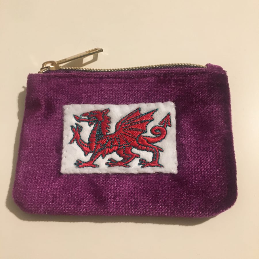 Coin purse embroidered Welsh dragon 