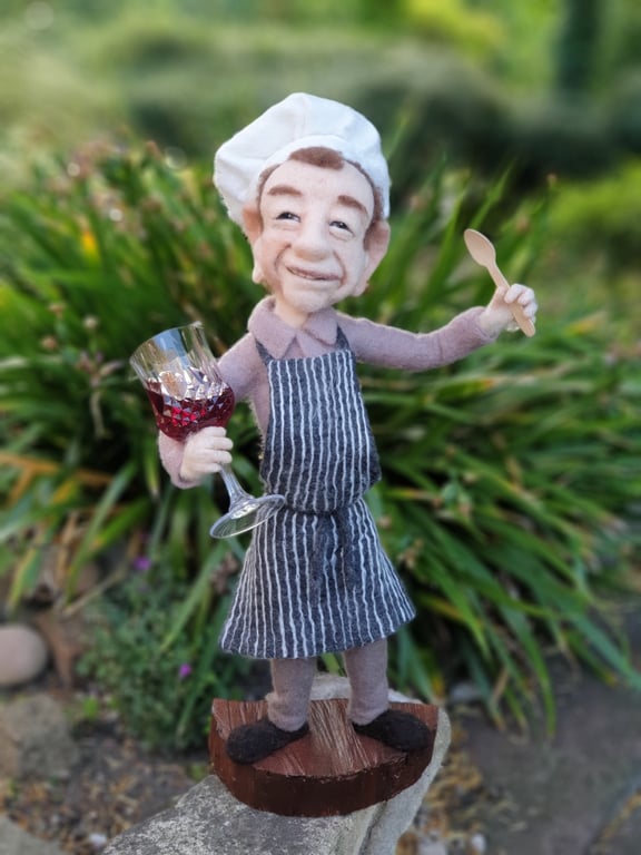 Chef de Party - large needlefelt wool sculpture by Furzie