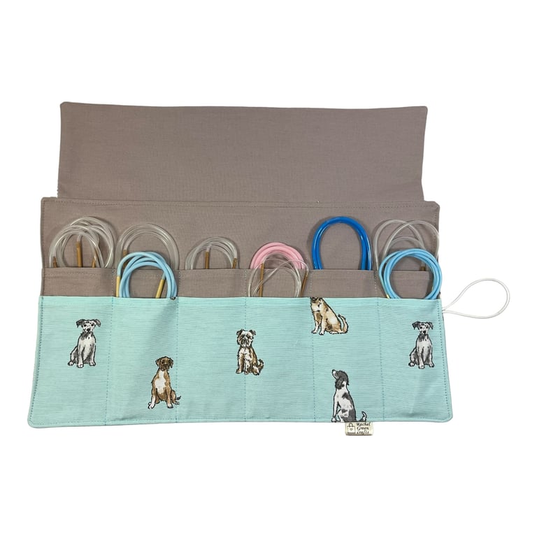 Circular knitting needle case with dog breeds print