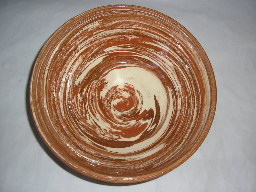POTTERY AGATE WARE EARTHENWARE BOWL WHITE RED AND TERRACOTTA 23 CMS DIAMETER