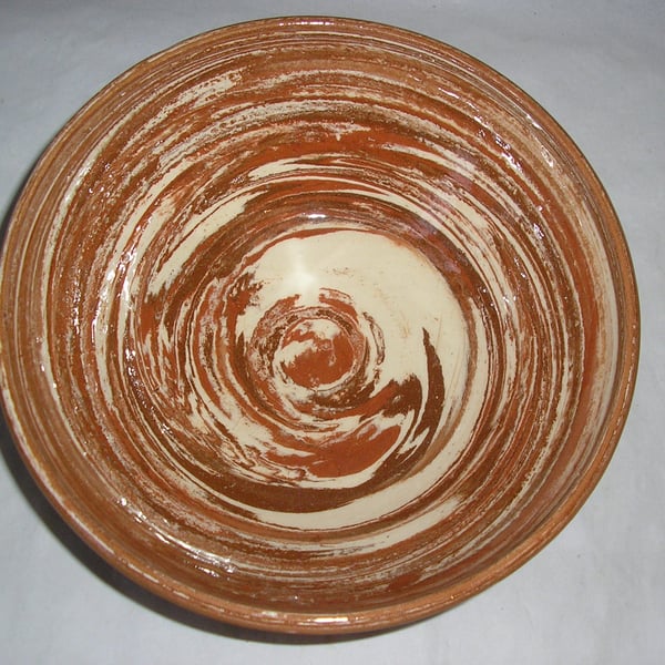POTTERY AGATE WARE EARTHENWARE BOWL WHITE RED AND TERRACOTTA 23 CMS DIAMETER