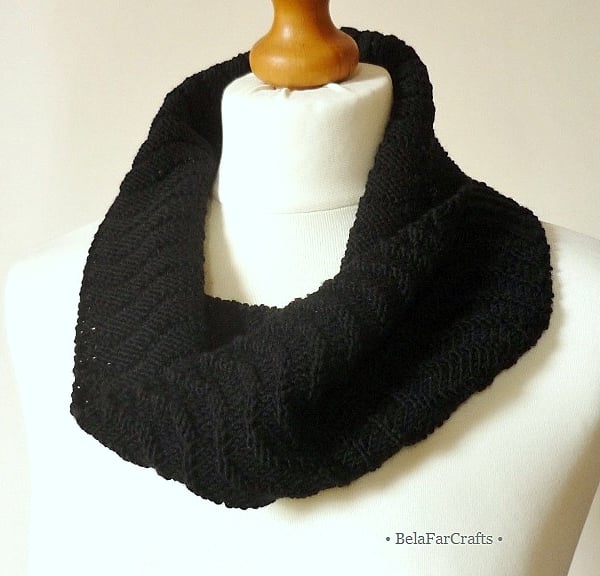 Merino wool V-neck filler - Hand knitted black cowl - Wedding anniversary gift