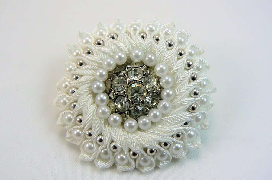 Ribbon flower brooch with beads