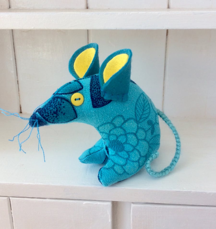 Turquoise Timmy the Cute Retro Mouse 