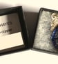 Pendant - round, scrolled gold and pink over dark blue - Image 4