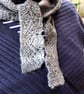 Triangular neck warmer - Image 2