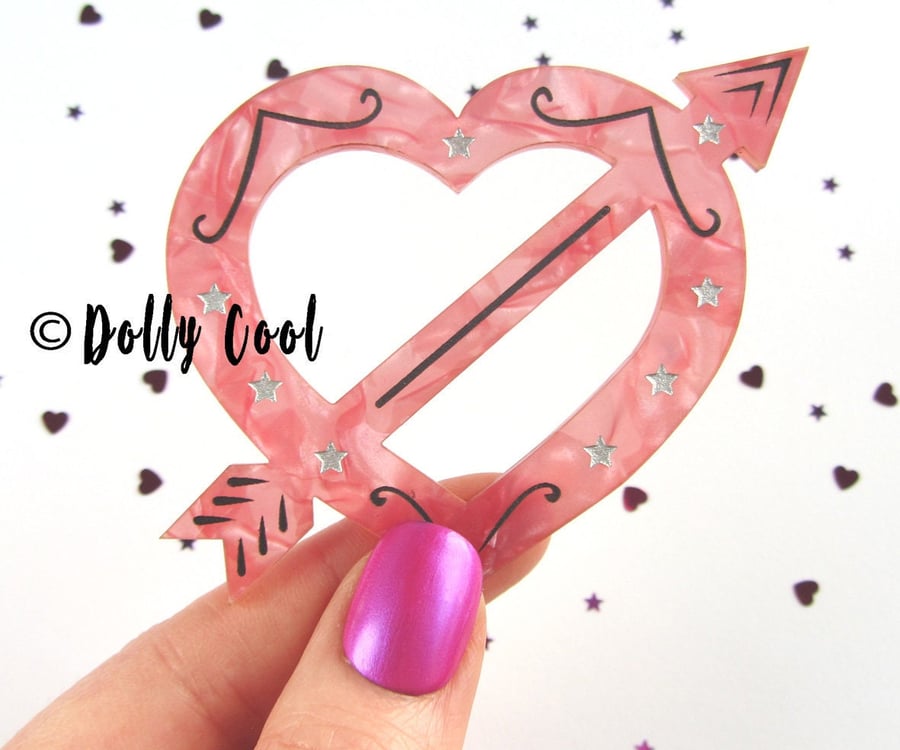 Heart and Arrow Acrylic Brooch by Dolly Cool - 40s 50s Reproduction - Vintage St
