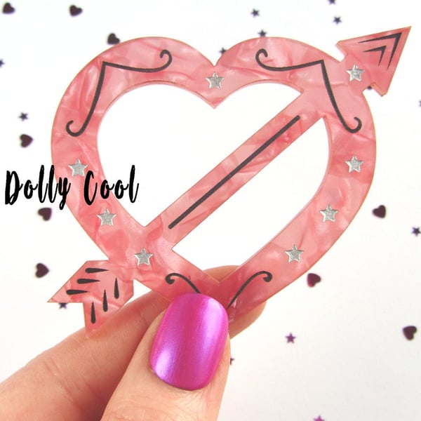 Heart and Arrow Acrylic Brooch by Dolly Cool - 40s 50s Reproduction - Vintage St