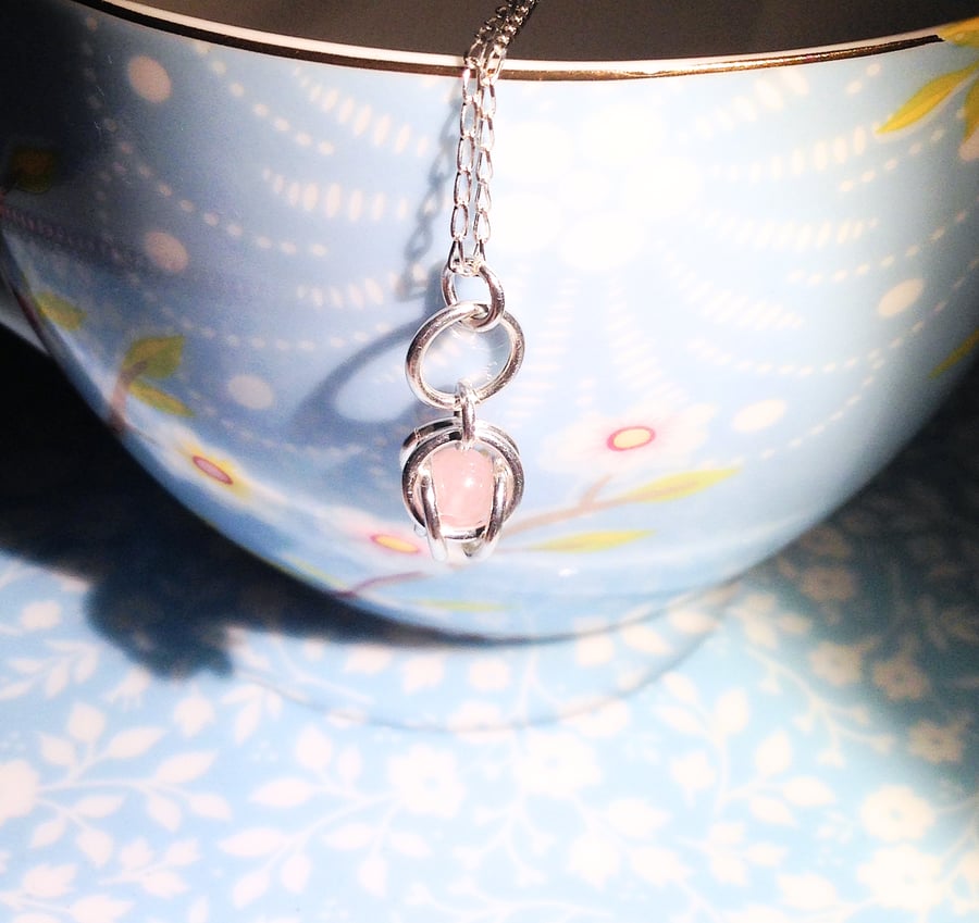 Sterling Silver and Rose Quartz Pendant Necklace - UK Free Post