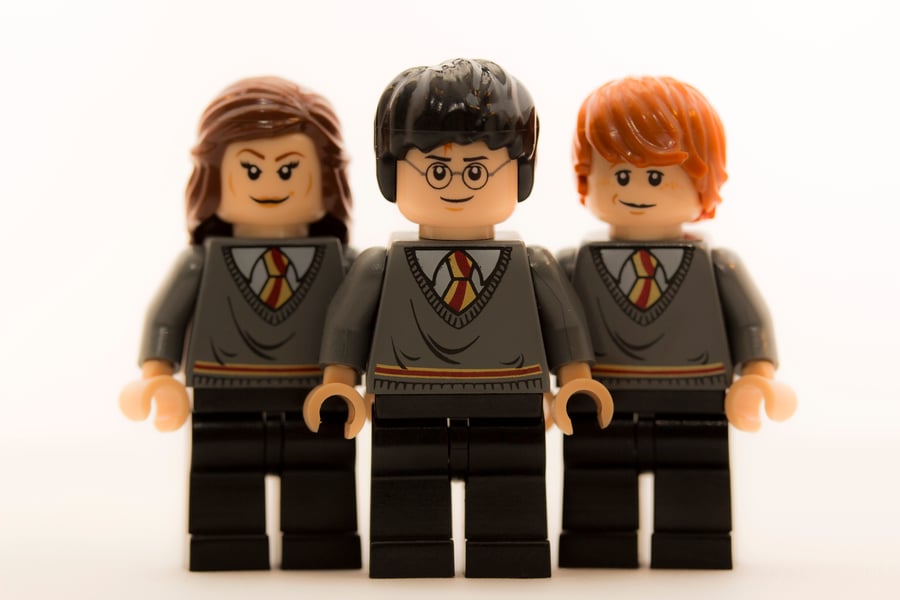 HARRY AND FRIENDS - 8 x 6 PRINT OF LEGO MINIFIGURES