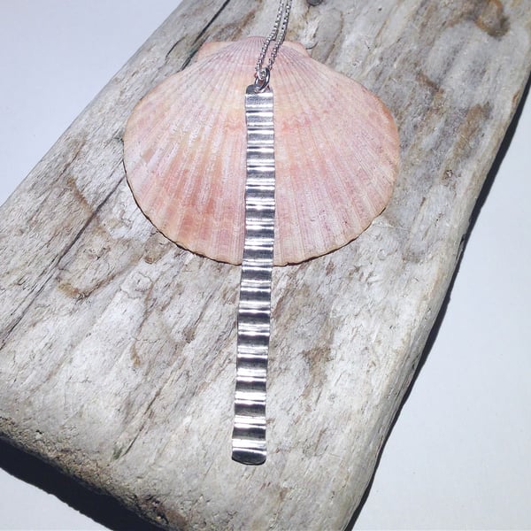 Corrugated Hammered Sterling Silver Pendant (NKSSPDCG1) - UK Free Post