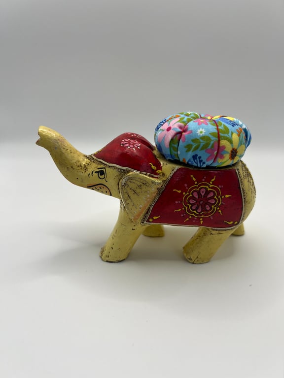 Vintage Elephant Pin Cushion - Red