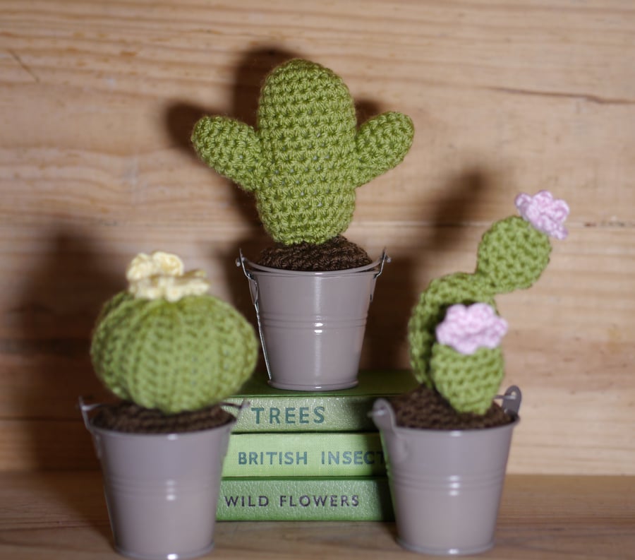 Crochet Cacti, yellow and pink flowers, set of three in metal buckets. 