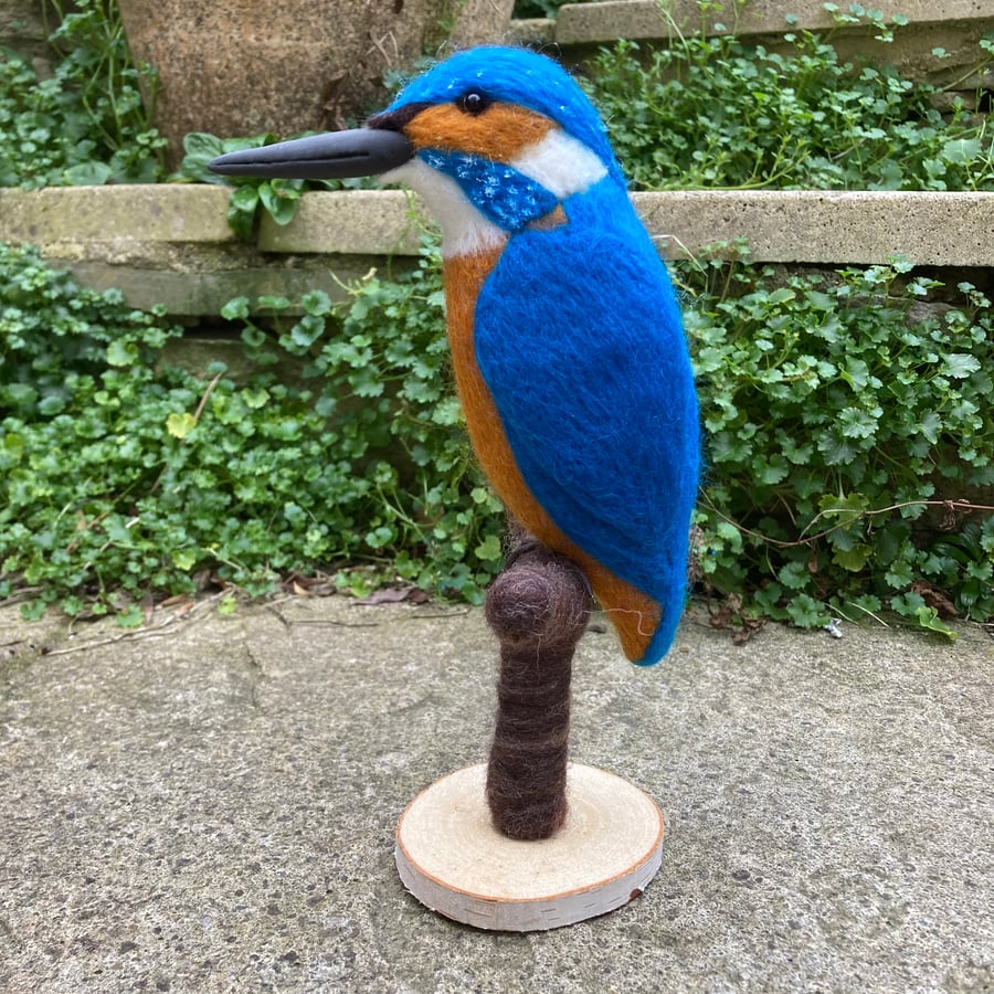 Kingfisher, needle felted model, sculpture, animal art