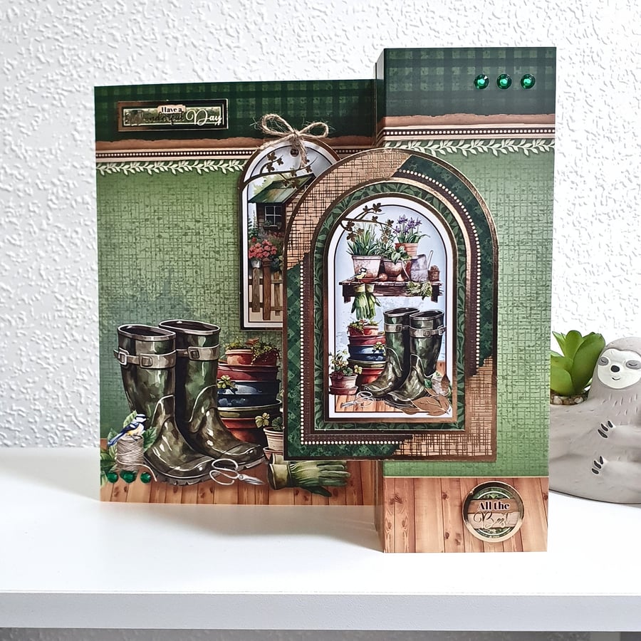 Fun Fold Garden Themed Card In Green, All The Best, Have A Wonderful Day