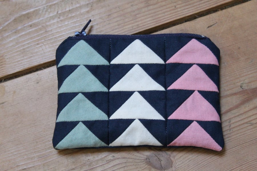 Small Flying Geese Patchwork Zip Purse
