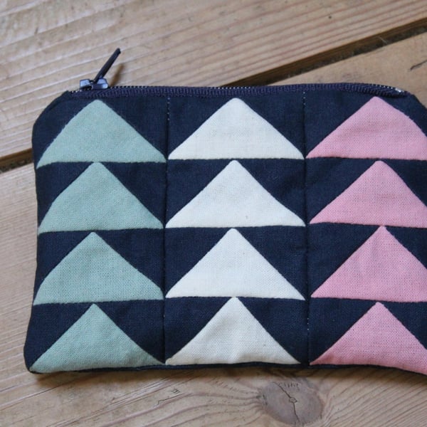 Small Flying Geese Patchwork Zip Purse