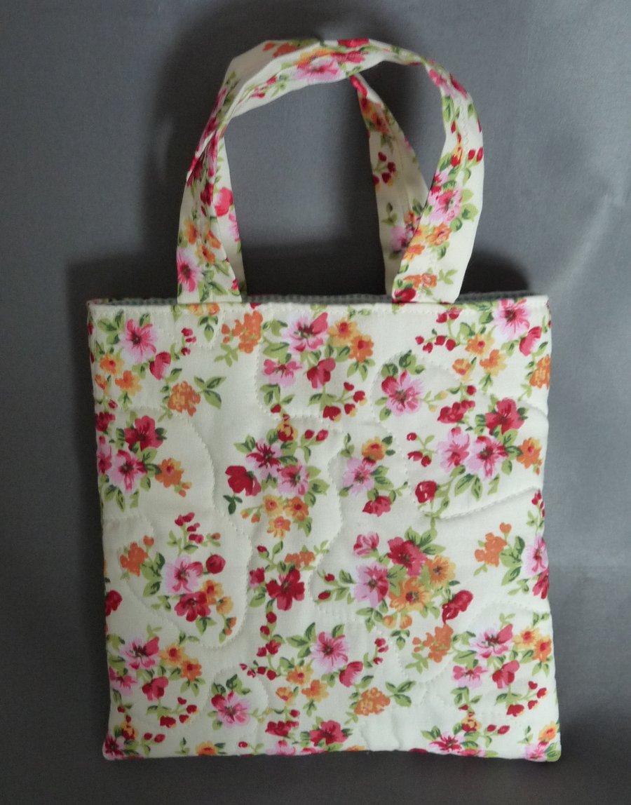 Little Flowery Quilted Bag