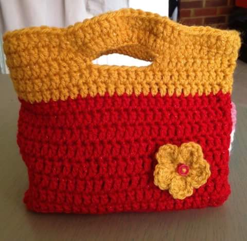 Crochet child's bag