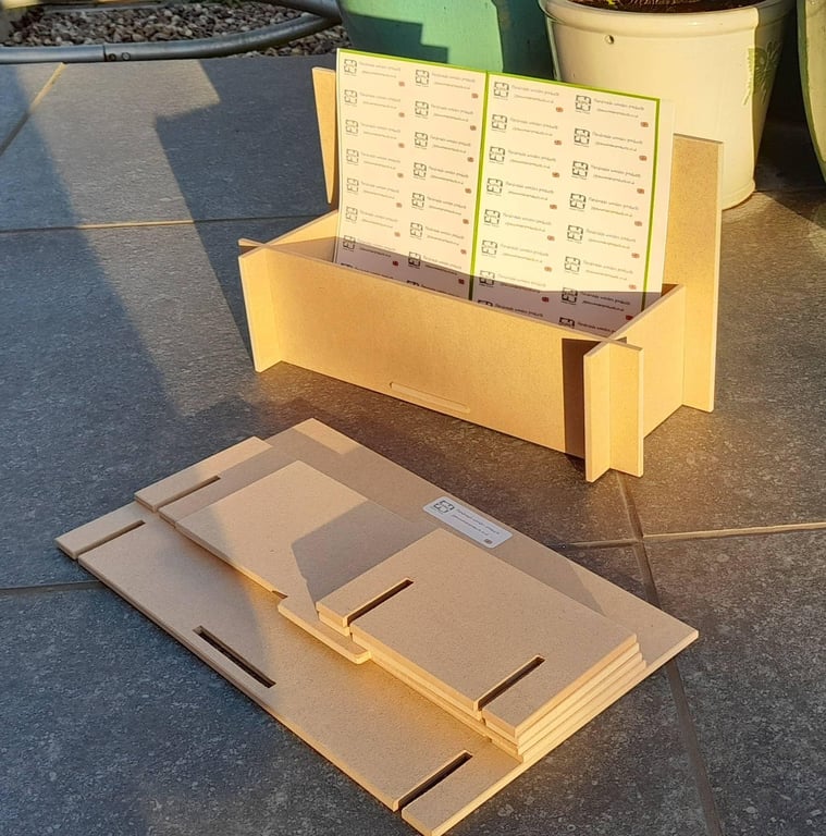 Display boxes with SOLID bases A3, A4, A5 & A6 sizes - ideal for craft fairs