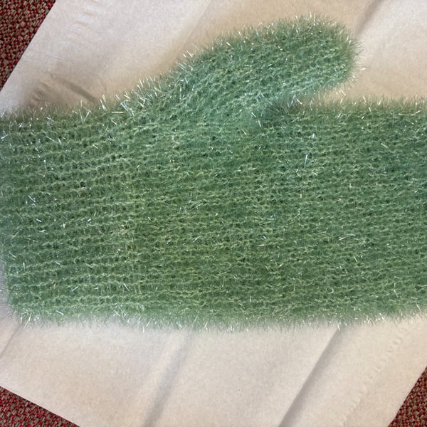 Scrubber  Glove