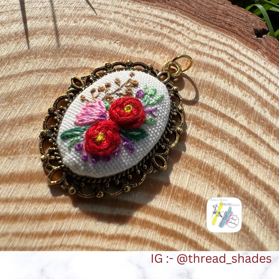Hand embroidered pendant, embroidery necklace, thread embroidery, handmade produ