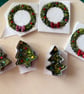 Fused Glass Christmas Wreath Hanging Decoration - Deep Red Bow - Image 4