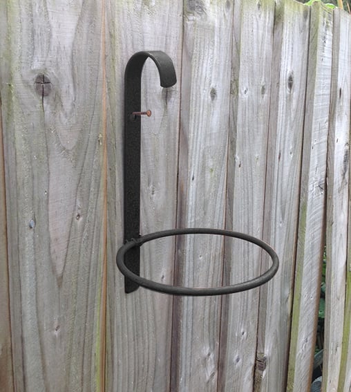  Hang anywhere hand-made 6" terracotta pot holder in black