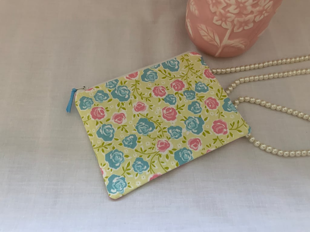 Zipped Purses, Pouch, Small Cosmetic Bag, Accessory Purse, Floral Purse
