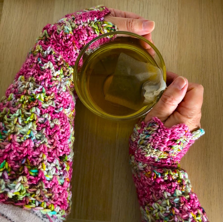 Long arm warmers, long sleeve layer, hand dyed yarn