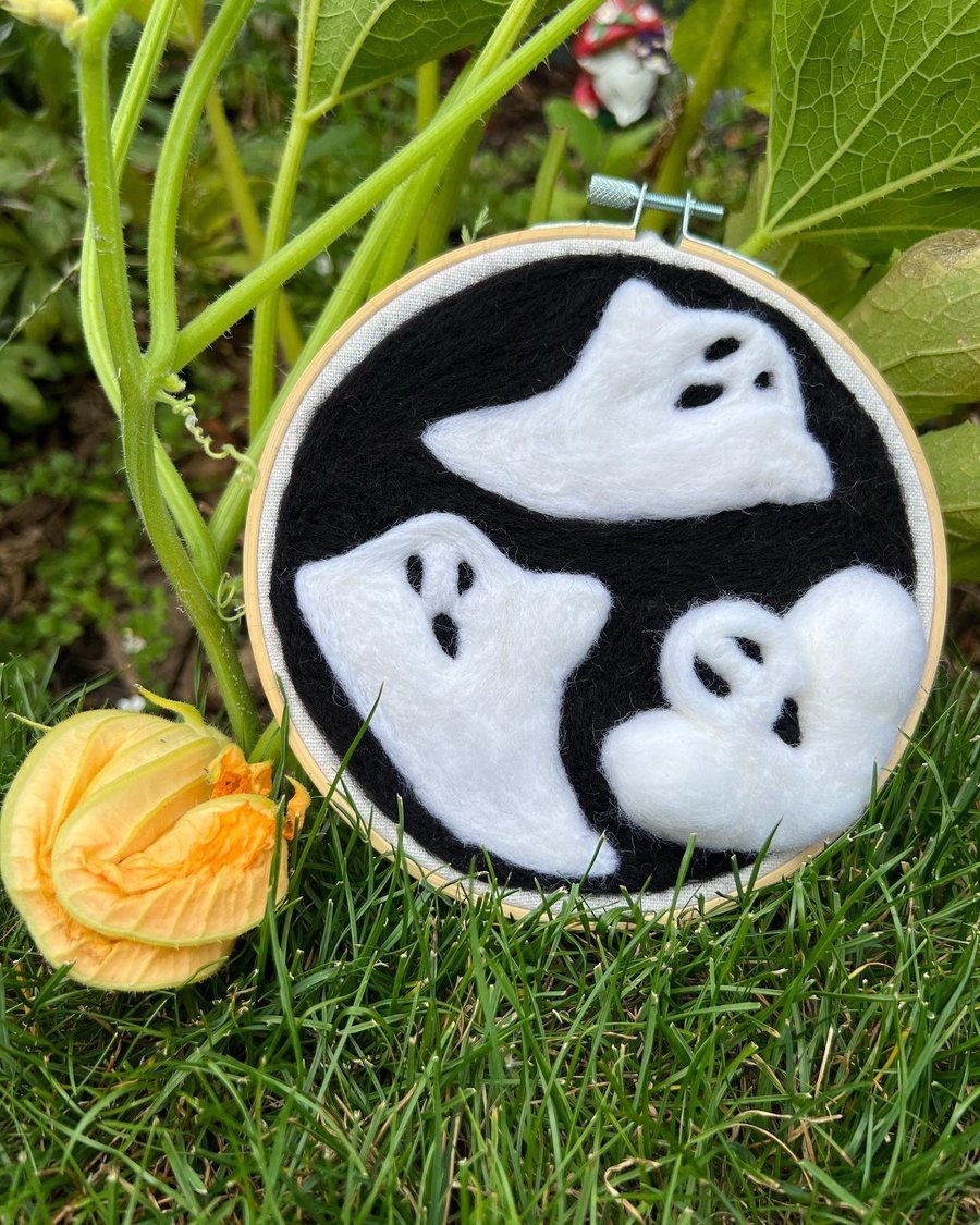 Handmade Needle Felt Ghost Wool Picture Halloween Decoration