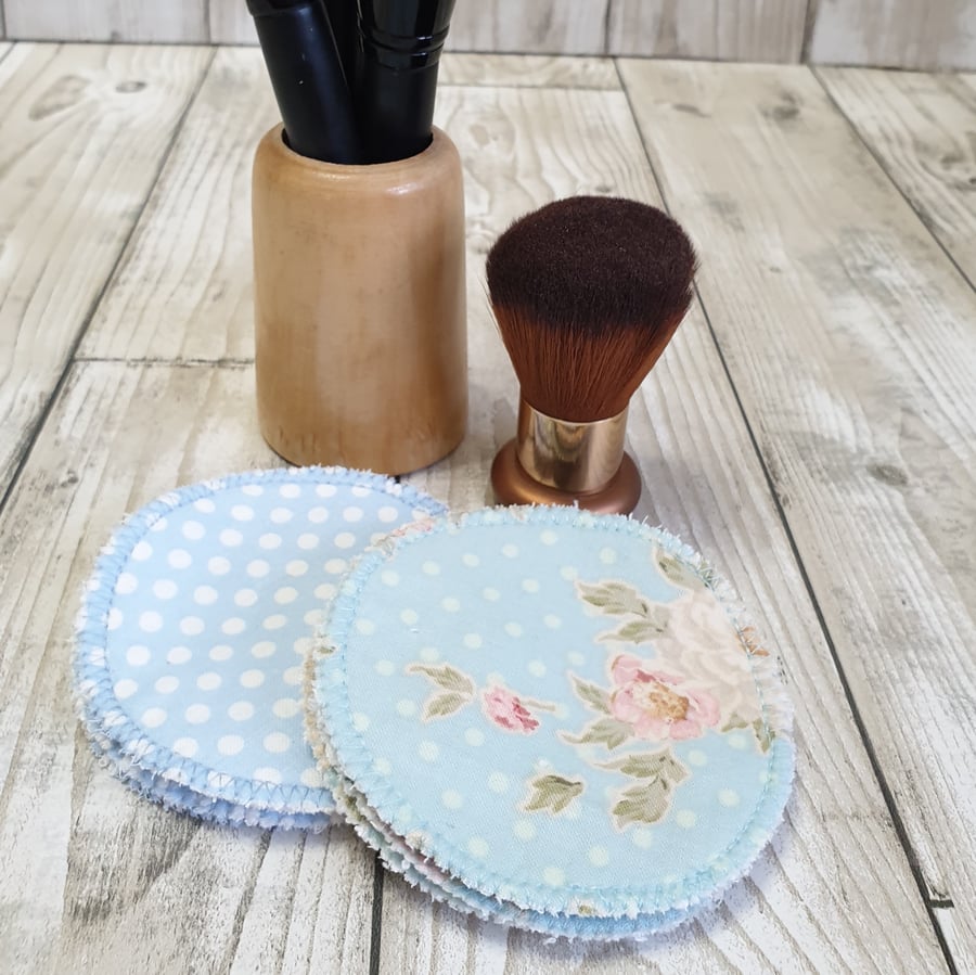 Reusable face wipes, makeup remover pads, zero waste cotton pads