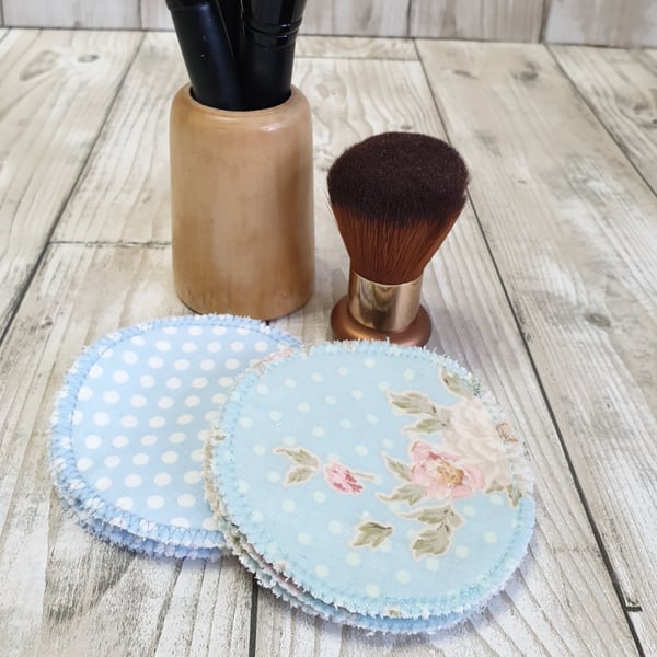 Reusable face wipes, makeup remover pads, zero waste cotton pads