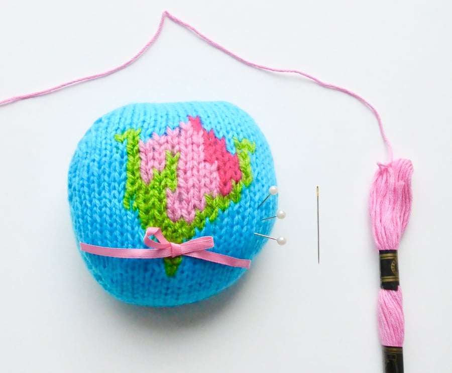 Rose pincushion, knitted pincushion, rose bud pincushion, turquoise pin tidy