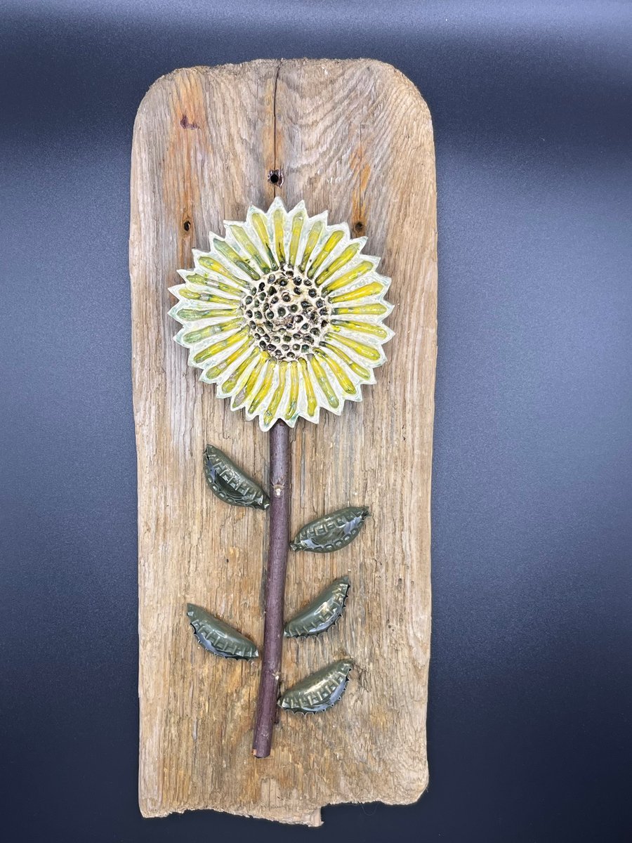 Sunflower driftwood flower 