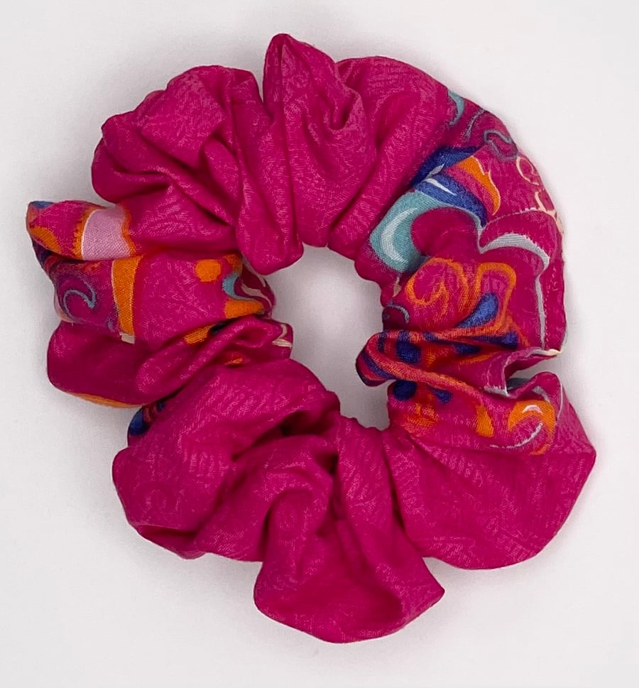 SCRUNCHIE - Soft Pink Ethic