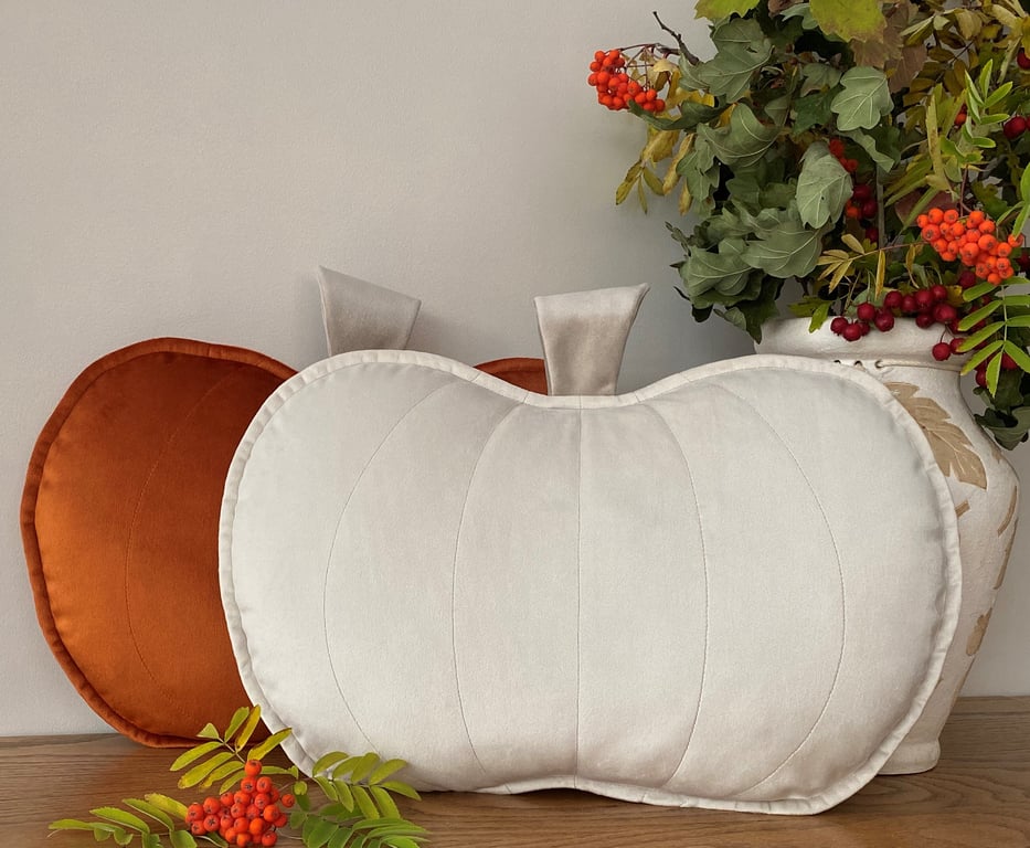  Velvet Cream Ghost Pumpkin Cushion Autumn Fall Halloween Thanksgiving Pillow