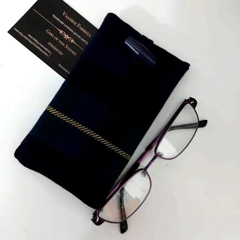 Glasses case